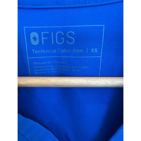 FIGS Casma Three-Pocket Scrub Top – Royal Blue – V-Neck – Size XS - Picture 4 of 10